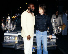Escape From New York Kurt Russell Isaac Hayes Candid By Car 8x10 Photo