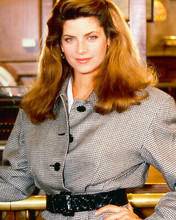 KIRSTIE ALLEY CHEERS 8X10 COLOR PHOTO