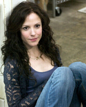 Mary-Louise Parker Weeds Color 8x10 Photo(20x25cm)
