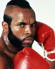 Rocky III Mr. T Close Up With Boxing Gloves 8x10 Photo(20x25cm)