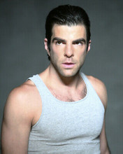 ZACHARY QUINTO 8X10 PHOTO IN VEST HEROES STAR