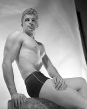 Vince Edwards TV's Ben Casey beefcake pose in swim shorts 8x10 inch photo