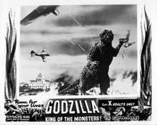 Godzilla King of the Monsters Godzilla wreaks havoc in Tokyo 8x10 photo