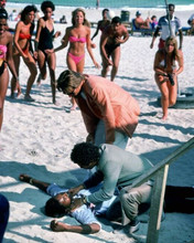 Miami Vice Crockett & Tubbs get their man on beach Johnson & Thomas 8x10 photo