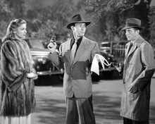The Big Sleep 1946 Lauren Bacall Wally Walker Humphrey Bogart has gun 8x10 photo