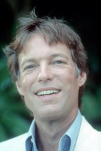 Richard Chamberlain smiling candid pose 1980's in white jacket 4x6 inch photo