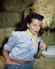 Gail Russell stunning 1947 publicity portrait Angel and the Badman 8x10 photo
