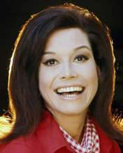 Mary Tyler Moore smiling first season portrait Mary Tyler Moore Show 8x10 photo
