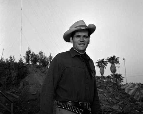 John Smith as Slim Sherman in Laramie western TV series 8x10 inch photo ...
