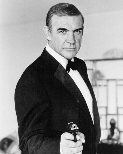 Sean Connery in iconic James Bond pose Never Say Never Again 8x10 inch ...