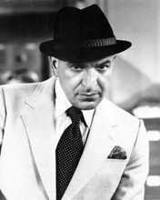 Telly Savalas looks dapper in light suit & black hat as Kojak 8x10 inch photo