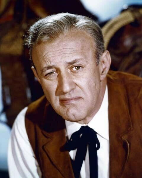 Lee J Cobb portrait as Judge Henry Garth The Virginian TV 1962 8x10 inch  photo - The Movie Store