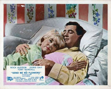 Send me No Flowers 8x10 inch photo Rock Hudson Doris Day lie in bed together