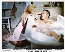 Cincinnati Kid Steve McQueen in tub with Tuesday Weld by side 8x10 inch photo