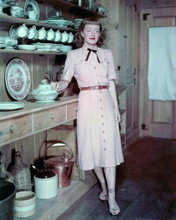 Bette Davis 1940's portrait in her Butternut Farm Sugar Hill kitchen 8x10 photo