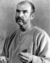 Sean Connery holding arrow as Daniel Dravot Man Who Would be King 8x10 photo