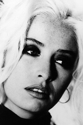 Wendy James 11x17 Mini Poster - The Movie Store