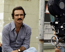 Burt Reynolds as director on set beside movie camera 1976 Gator 8x10 inch photo