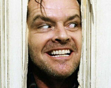 The Shining Jack Nicholson peers through door "Here's Johnny" scene 8x10 photo