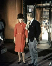 Breakfast at Tiffany's Audrey Hepburn & George Peppard enter Tiffany store 8x10