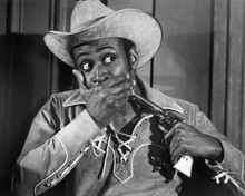Blazing Saddles Cleavon Little as Bart hand over mouth holding gun 8x10 photo