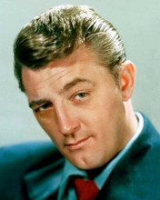 Robert Mitchum 1950's sharp in suit & tie with classic Mitch look 8x10 photo