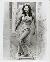 Raquel Welch full length in sexy jumpsuit posing by statue c.1967 8x10 photo