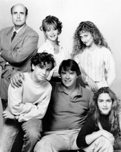 American Dreamer 1990 sitcom Robert Urich Carol Kane Jeffrey Tambor 8x10 photo