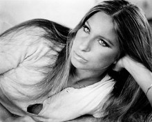 Barbra Streisand as Judy Maxwell 1972 What's Up Doc portrait 8x10 inch photo
