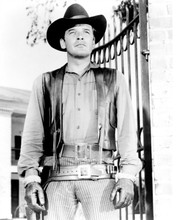 Lee majors ready for action as Heath on Barkley Ranch The Big valley 8x10 photo