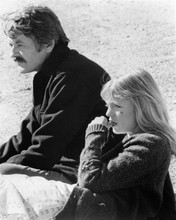 Girl From Petrovka 1974 Hal Holbrook & Goldie Hawn relax in park 8x10 inch photo