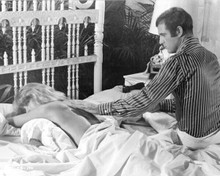 Sunburn Farrah Fawcett lies in bed with bare back Charles Grodin 8x10 inch photo