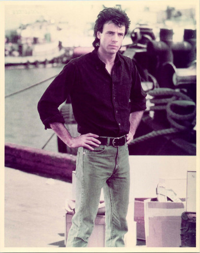 reservedele sælger bitter Rick Springfield 1980's era pose hands on hips in blue jeans vintage 8x10  photo - The Movie Store