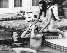 Ferris Bueller's Day off Alan Ruck Matthew broderick Mia Sara in pool 8x10 photo