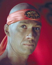David Carradine wears Shaolin scarf 1972 Kung Fu TV series 8x10 inch photo