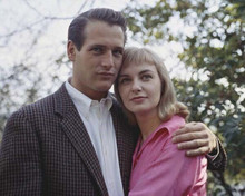 Paul Newman arm around his wife Joanne Woodward 1950's era 8x10 inch photo