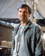 Alan Alda in his medical fatigues with stethoscope as Hawkeye in MASH 8x10 photo