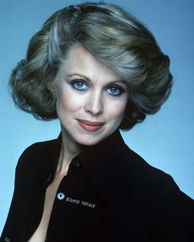 Phyllis Davis 1970's bombshell studio portrait 8x10 inch photo - The ...