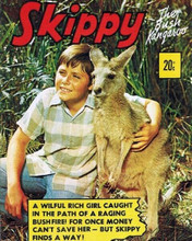 Skippy 1968 Australian TV series Garry Pankhurst & Skippy comic art 8x10 photo