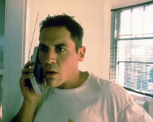Swingers 1996 Jon Favreau talks on phone as Mike 8x10 inch photo
