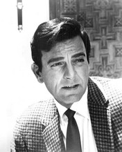 Mike Connors iconic portrait in sports jacket as Mannix 8x10 inch photo