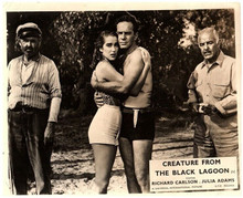 Creature From The Black Lagoon Richard Carlson embraces Julia Adams 8x10 photo