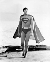 Superman 1978 Christopher Reeve strides with cape flowing 8x10 inch photo
