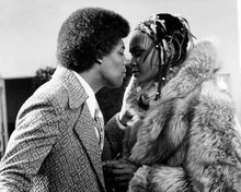 Cleopatra Jones 1973 Bernie Casey & Tamara Dobson get romantic 8x10 inch photo