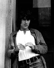 Robert de Niro leans in doorway 1973 Scorsese's Mean Streets 8x10 inch photo