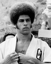 Jim Kelly as Williams in martial arts robe 1973 Enter The Dragon 8x10 inch photo
