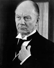 Murder on the Orient Express 1974 John Gielgud as Beddoes 8x10 inch photo