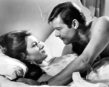 Live and Let Die 1973 Roger Moore and Jane Seymour in bed 8x10 inch photo