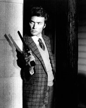 Clint Eastwood with gun looks around pillar 1971 Dirty Harry 8x10 inch photo