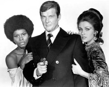 Live and Let Die Gloria Hendry Roger Moore Jane Seymour 8x10 inch photo